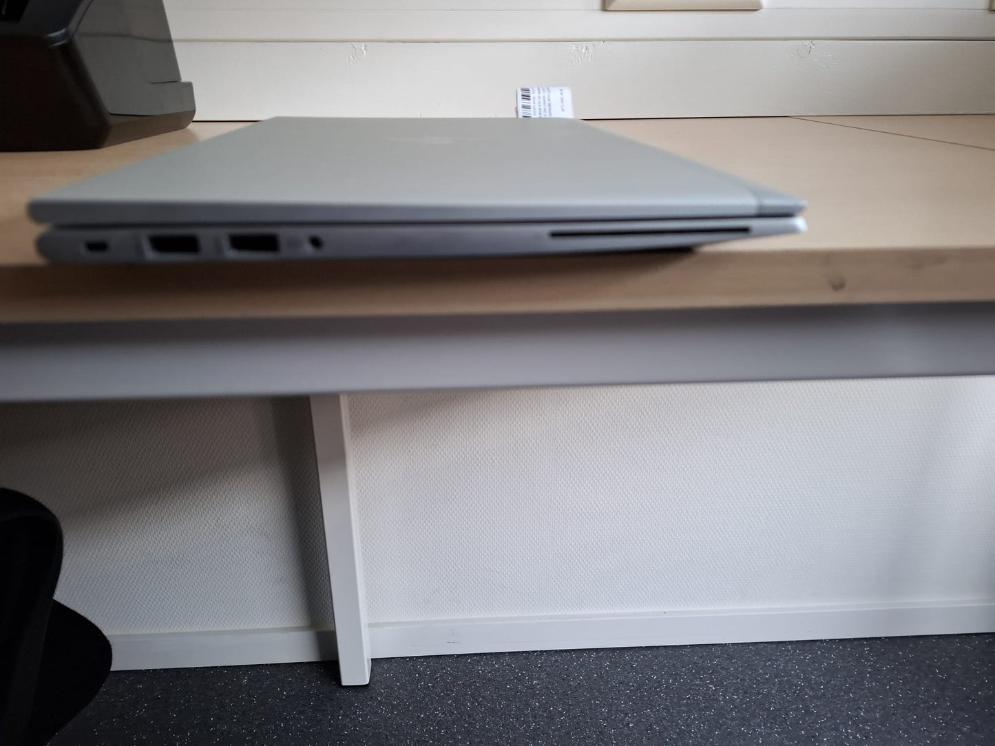 HP Elitebook 830 G7